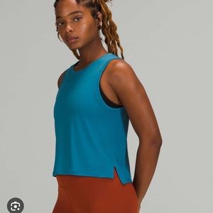 Lululemon Train to Be tank